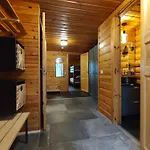 Log Yllaes Valokki - Sauna, Fireplace, Yllaes View بيت للعطل