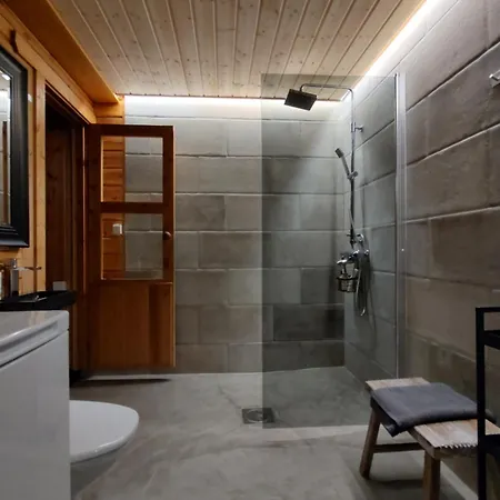 Log Yllaes Valokki - Sauna, Fireplace, Yllaes View